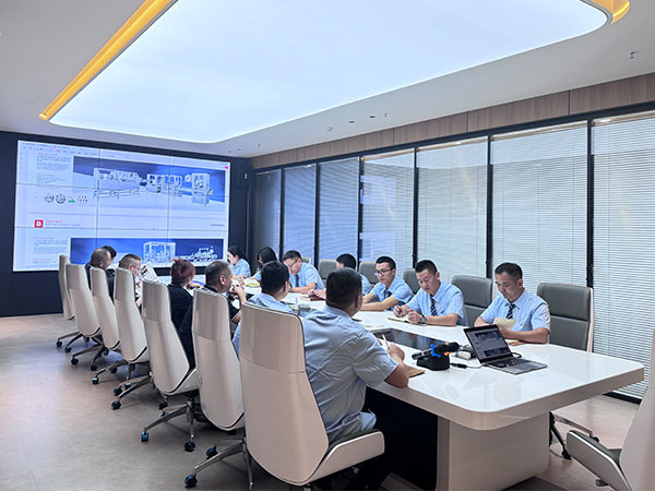 Lotions Machine de remplissage et de plafonnement de la cr&egrave;me